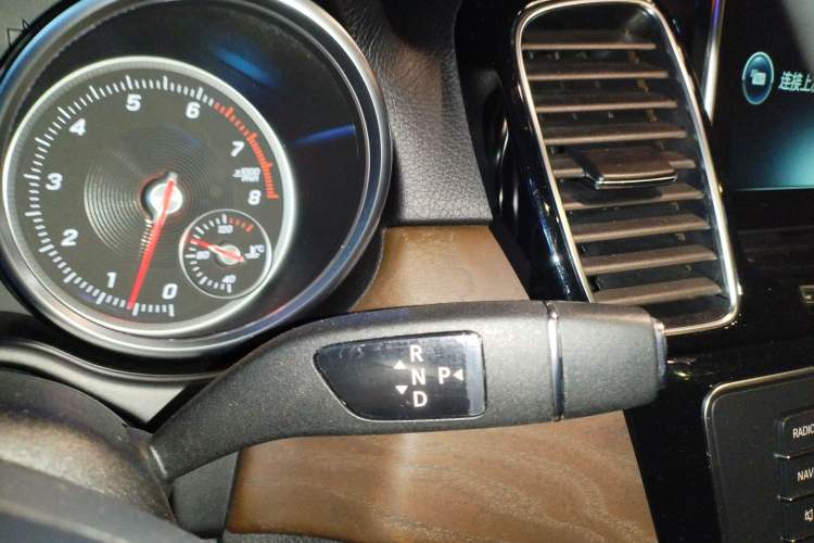 Used Mercedes-Benz GLE 2015 GLE 400 4MATIC Gear Lever