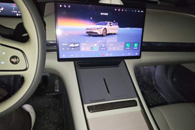 Used EXEED Star Era ES 2025 Extended-Range Pro High-Speed Driver Assistance
