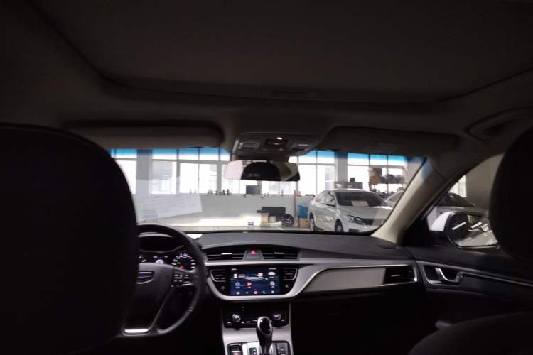 Used Geely Auto Emgrand GL 2017 1.8L DCT Elite Model
