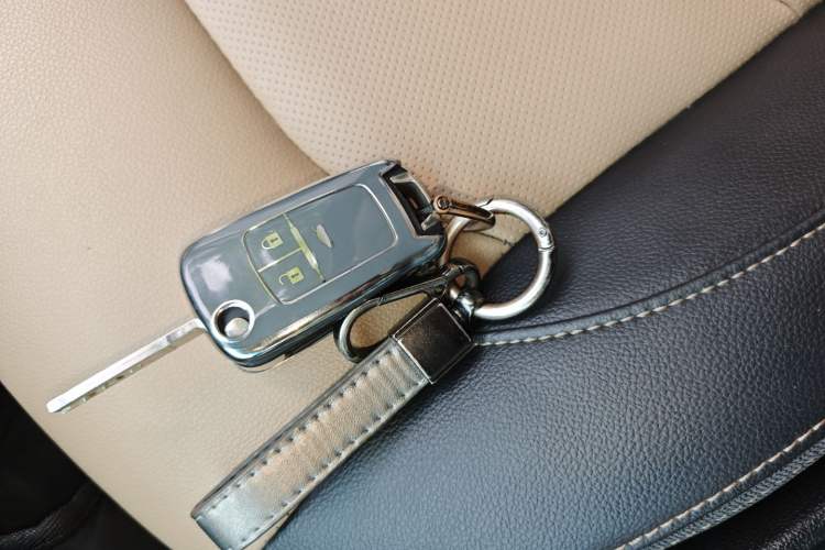 Used Chevrolet Monza 2021 320 Automatic Enjoyment Sunroof Edition