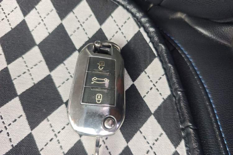 Used Peugeot 308 2016 1.6L Automatic Fashion Edition Vehicle Key