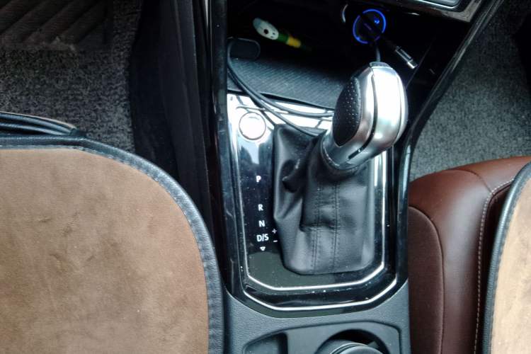 Used Volkswagen Touran 2016 Volkswagen Touran L 330TSI DSG Luxury Edition