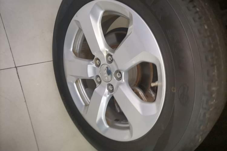 Used Jeep Compass 2017 200T Automatic Enjoyment Version Exterior 5