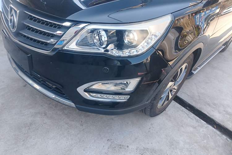 Used Baojun 560 2015 1.8L manual luxury version
