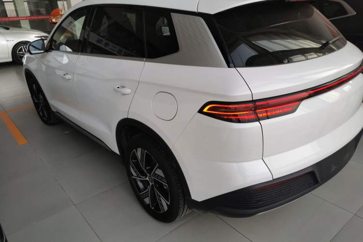 Used BYD Song Pro New Energy 2024 HONOR Edition DM-i 110KM Excellence Model Exterior 2