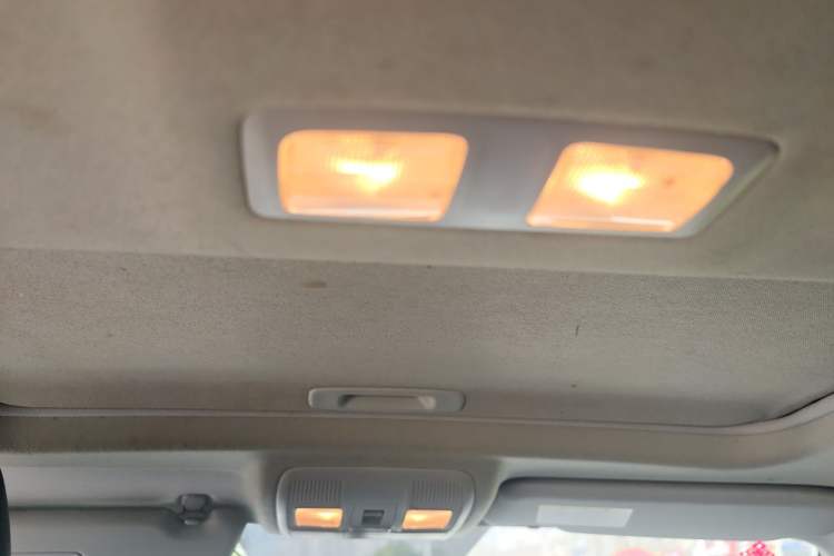 Used Mazda CX-5 2015 2.0L Automatic Two-Wheel Drive Urban Version Headliner