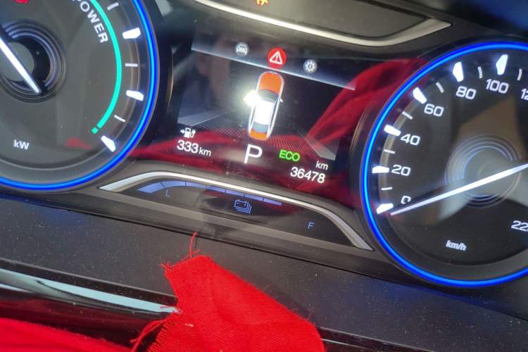 Used AION S 2023 Meizu 580 Lithium Iron Phosphate Odometer Close Up