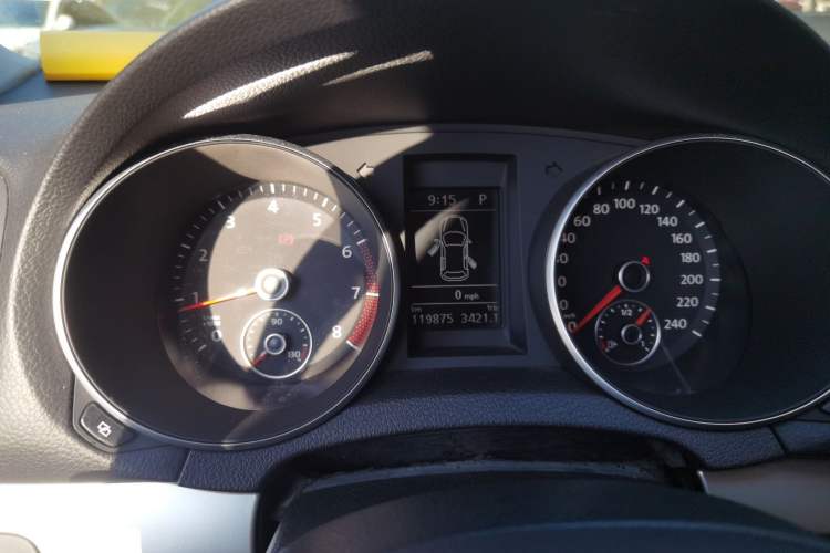 Used Volkswagen Golf 2012 1.4TSI Automatic Luxury Edition
