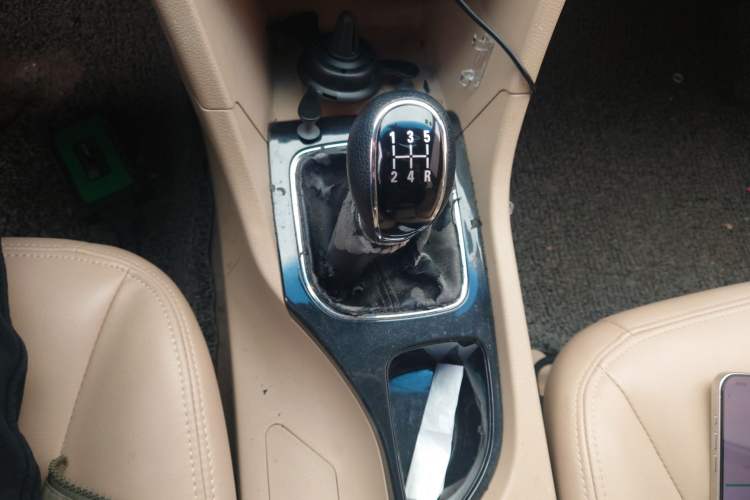 Used Baojun 730 2016 1.5L Manual Comfort Version 7 Seats China V Emission Standard
