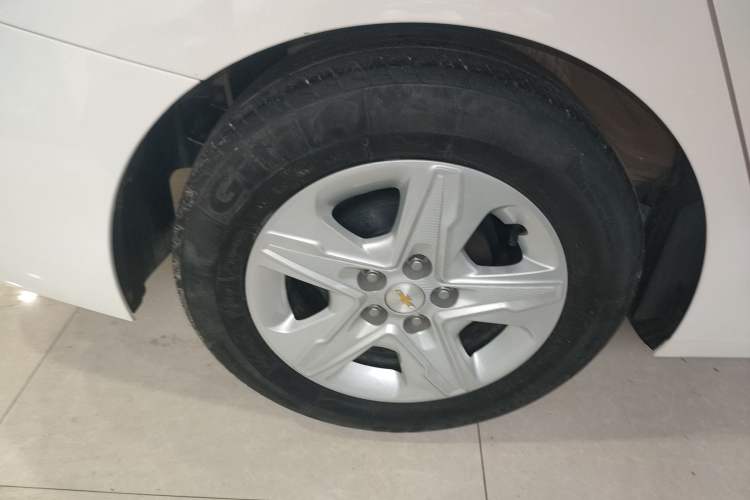 Used Chevrolet Cavalier 2019 320 Automatic Enjoyment with Sunroof