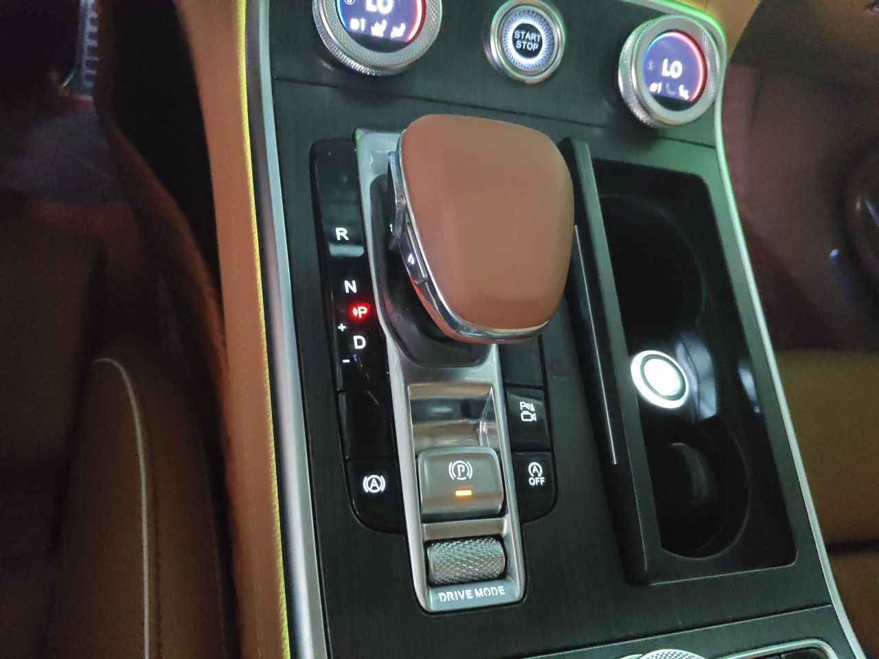 Hongqi H9 2022 2.0T Smart Connect Flagship Edition - Chinese Trim Xiang — снимка 14
