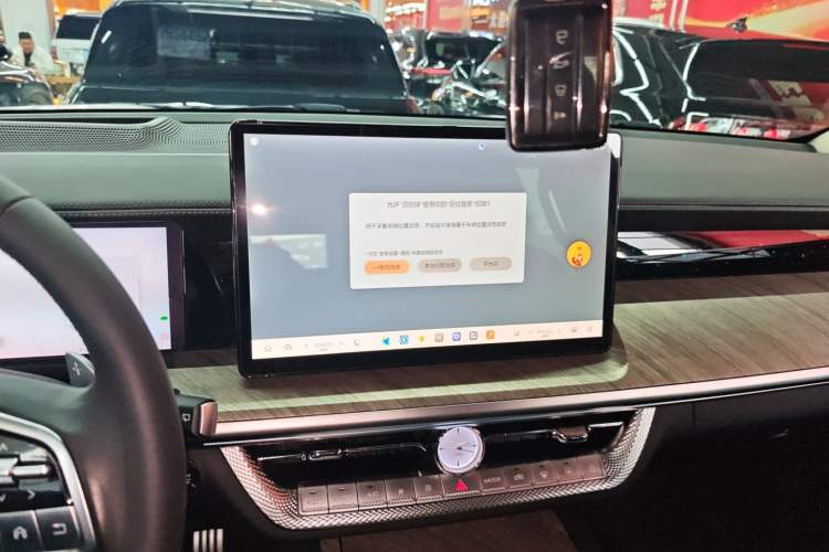 Used Tank 500 New Energy 2024 Hi4-T Audio And AC Panel