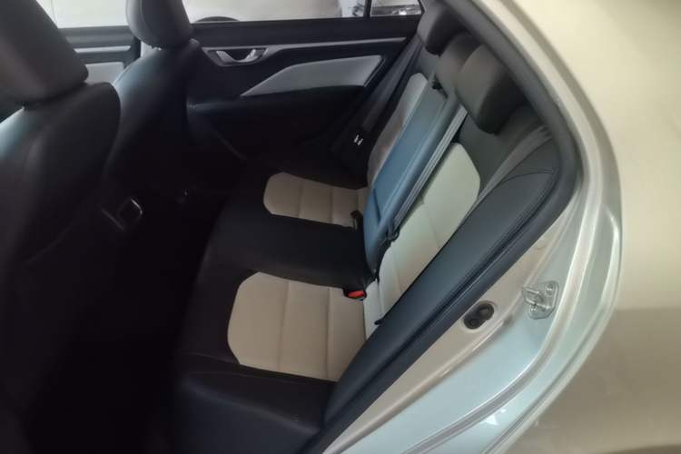 Used Geely Auto Vision 2020 Revised Version 1.5L CVT Asian Games Edition
