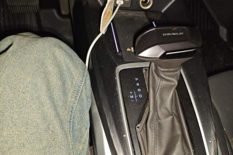 Used Chevrolet Monza 2023 1.5L Dual-Clutch Enjoyment Edition Gear Lever