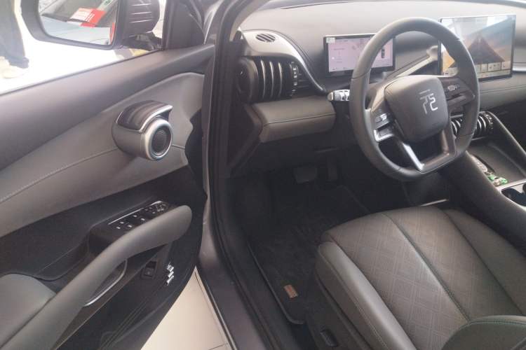 Used BYD Yuan PLUS 2025 Intelligent Driving Version 510 KM Beyond-Grade Edition Driver Seat