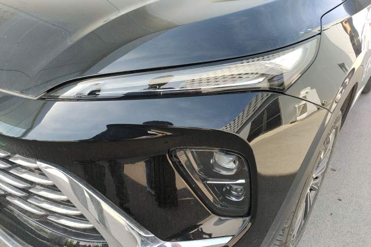 Used Buick Envision 2025 25T Entry-Grade Platinum Edition Left Front Headlight