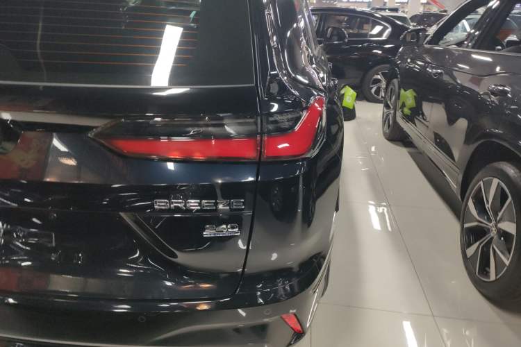 Used Honda Breeze 2025 240TURBO Two-Wheel-Drive Luxury Edition 5 Seats Right Rear Taillight