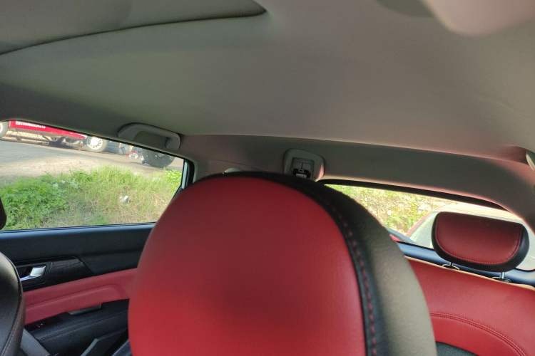 Used Haval H2 2017 Blue Label 1.5T Manual Two-Wheel Drive Luxury Model
