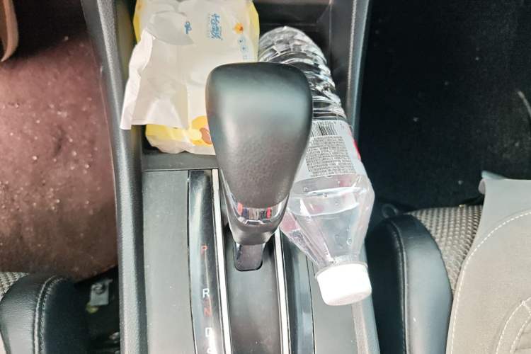 Used Honda Jade 2017 1.8L automatic Comfort version 5 seats