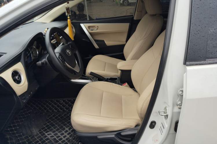 Used Toyota Levin 2017 Revised Version 185T CVT Elite Edition China VI Standard
