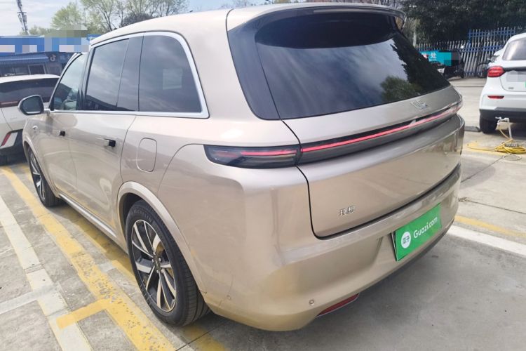 Used Li Auto L8 2023 Pro Model Exterior 2