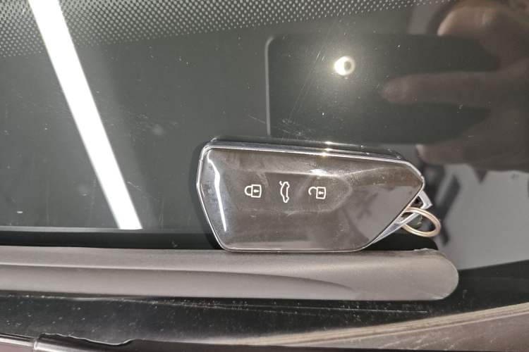 Used Volkswagen Golf 2021 280TSI DSG R-Line
