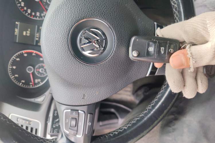 Used Volkswagen Passat 2015 1.8TSI DSG Ultimate Edition
