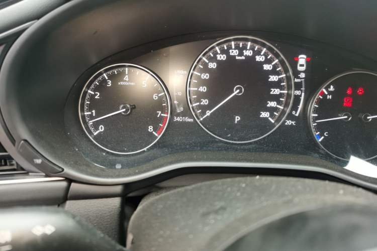 Used Mazda 3 Axela 2023 2.0L Automatic Zhiqing Edition
