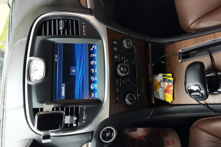 Used Chrysler 300C 2014 3.0L Excellence Edition