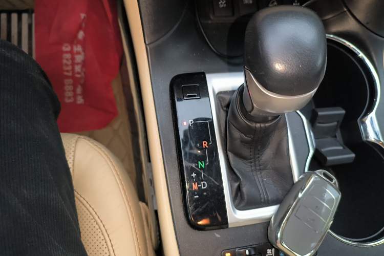 Used Toyota Highlander 2015 2.0T Four-Wheel Drive Ultimate Edition 7-Seater
