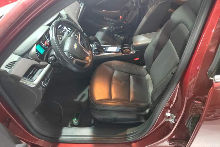 Used Chevrolet Malibu 2018 530T Automatic Luxury Edition Left Front Seat