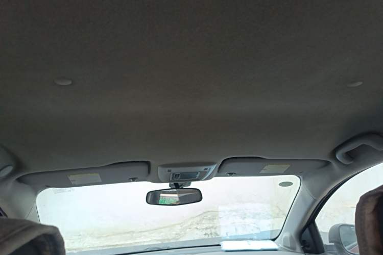 Used Chevrolet Aveo Sonic 2011 Sedan 1.4L MT SL
