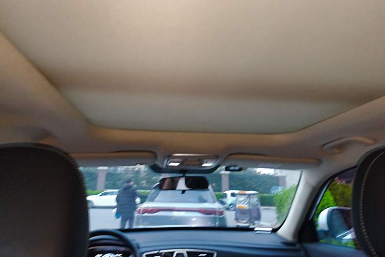 Used Geely Auto Emgrand X7 Sport 2016 1.8TD Automatic Smart Connectivity Version
