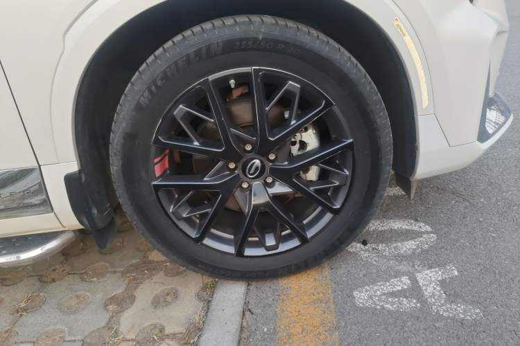 Used GAC Trumpchi GS8 2022 Dual-Engine Series 2.0TM Two-Wheel Drive Prestige Edition (7 Seats)
