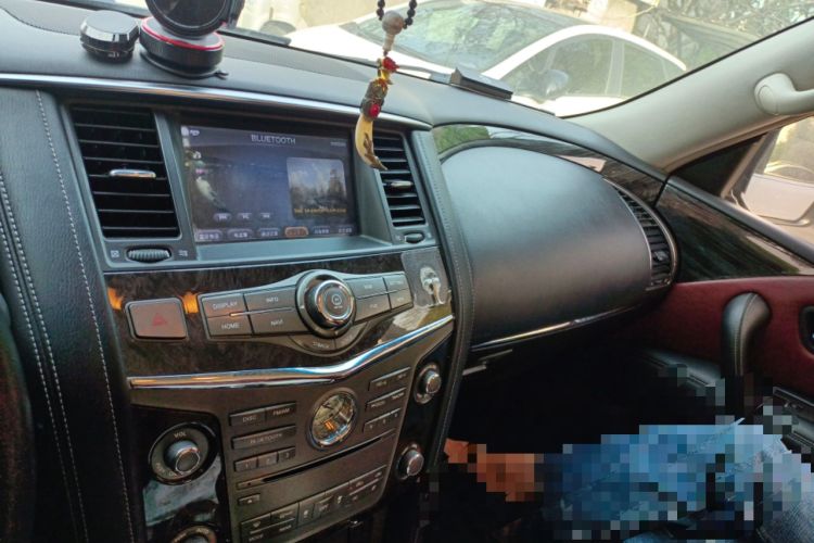 Used Nissan Patrol  Audio And AC Panel