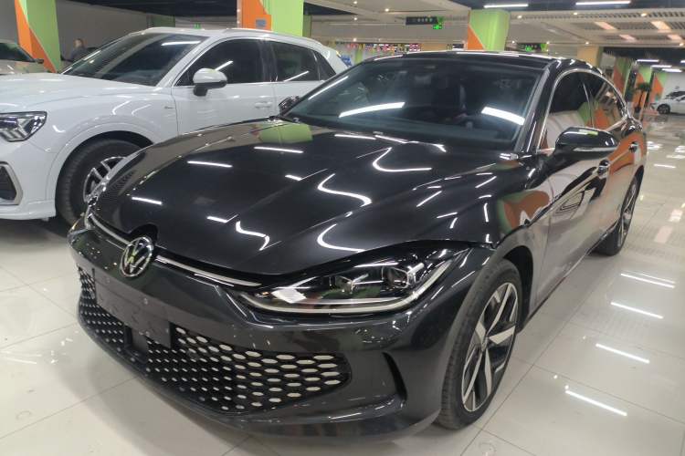 Used Volkswagen Lamando 2022 Lavida L 280TSI DSG Cool & Spicy Edition