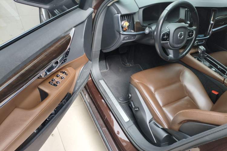 Used Volvo S90 2017 T5 Zhiyuan Edition