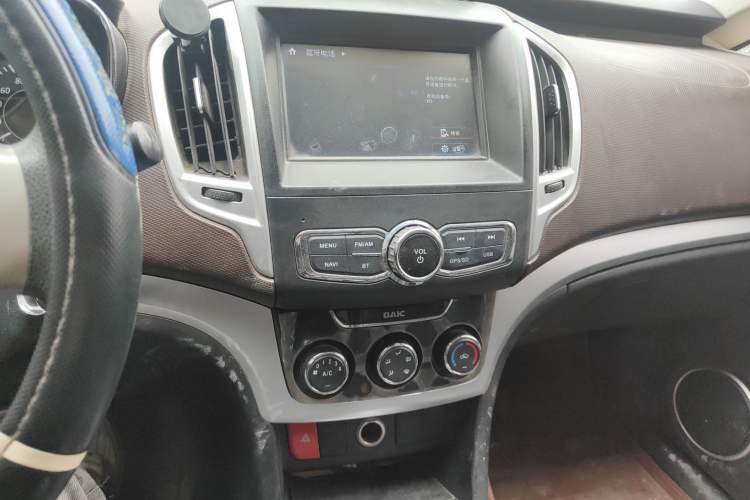 Used HYOSOW H3 2017 1.5L Manual Comfort Sunroof Version