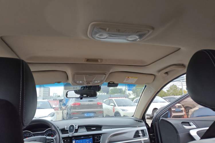 Used Geely Auto Emgrand 2017 Sedan Million Edition 1.5L Manual - Upward Version