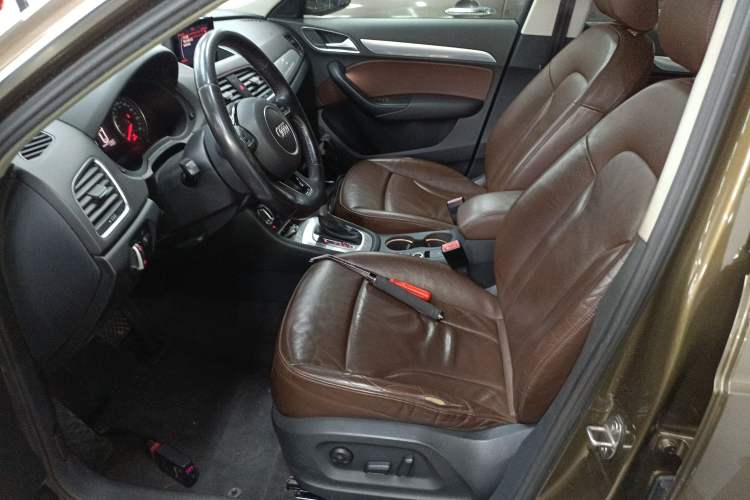 Used Audi Q3 2016 35 TFSI Collection Edition Comfort Model
