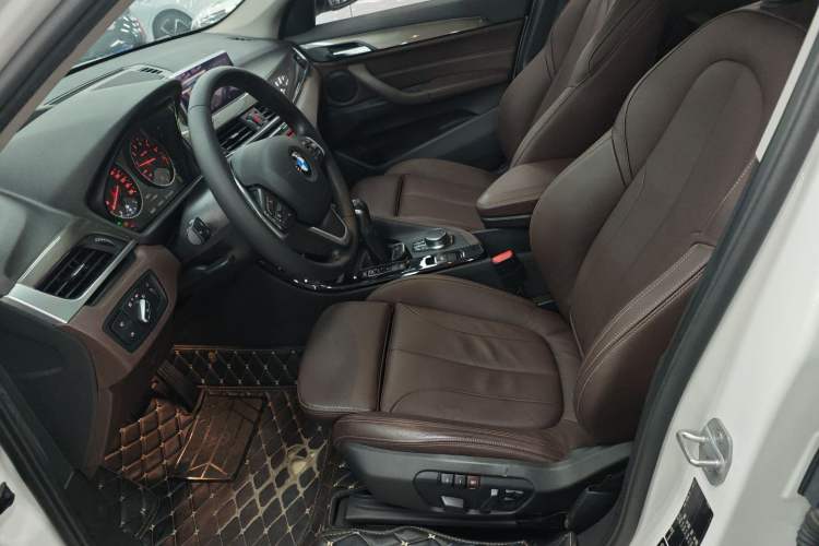 Used BMW X1 2018 xDrive20Li Luxury Model
