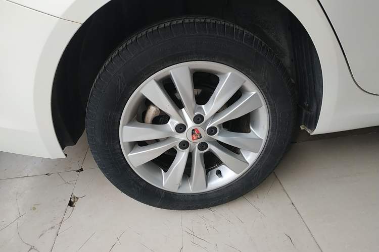 Used Roewe 360 2015 1.5L Automatic Luxury Edition
