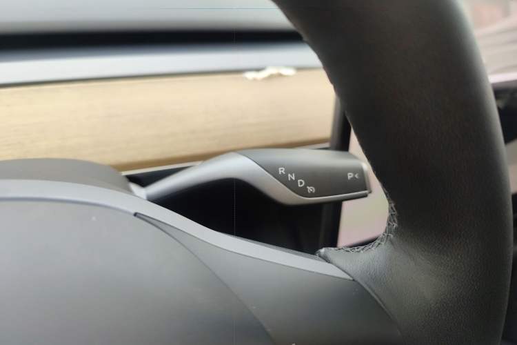 Used Tesla Model Y 2022 Rear-Wheel-Drive Version
