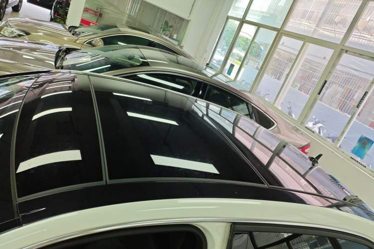 Used Mercedes-Benz E-Class 2015 E 260 L Sport & Fashion Model