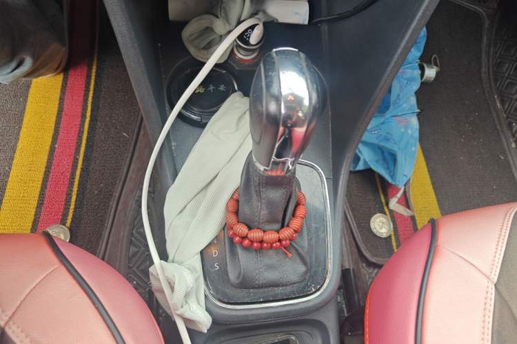 Used Volkswagen Polo 2016 1.6L Automatic Comfort Model
