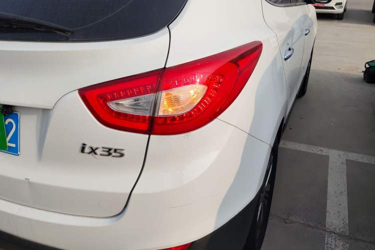 Used Hyundai ix35 2015 2.0L Automatic 2WD Smart Version China V Standard
