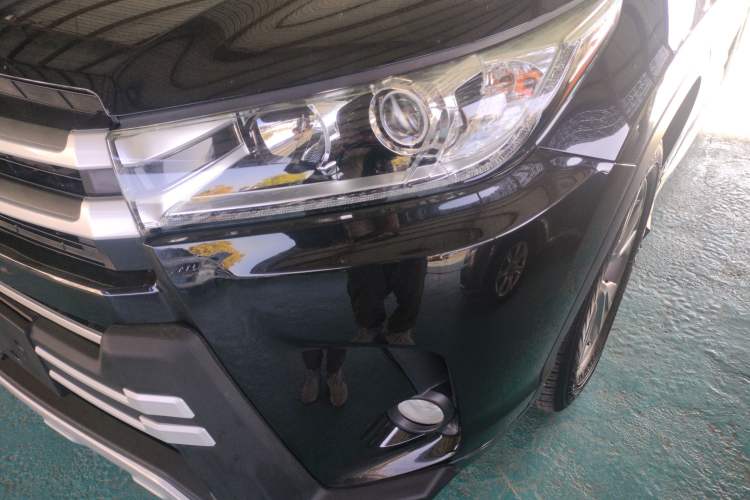 Used Toyota Highlander 2018 2.0T Four-Wheel Drive Elite Edition 7 Seats China VI Standard