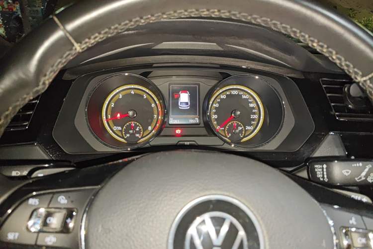 Used Volkswagen Tiguan L 2021 330TSI Automatic Two-Wheel Drive Smart Edition