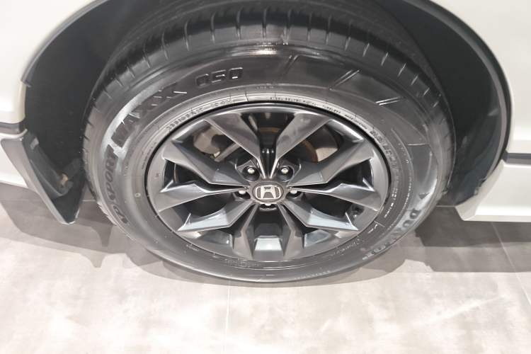 Used Honda Breeze 2023 240TURBO Two-Wheel-Drive Luxury Edition 5 Seats Right Rear Wheel Hub