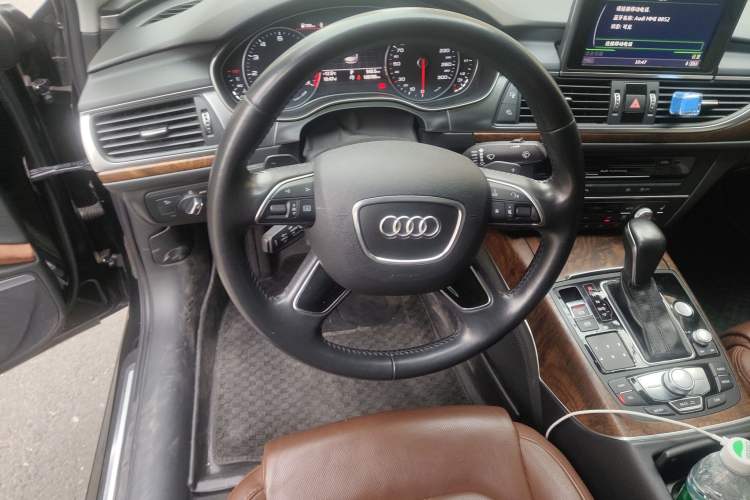 Used Audi A6L 2018 30th Anniversary Edition 45 TFSI quattro Luxury Model
